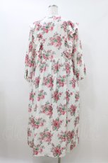 画像2: Jane Marple / Strawberries and flowersラッフルフリルドレス  オフ H-26-08-02-1010-JM-OP-KB-ZH (2)