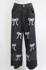 画像1: Candy Stripper / LACY RIBBON DENIM PANTS  ブラック H-26-08-04-1051-PU-PA-KB-ZH (1)