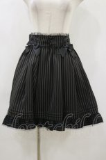 画像1: Secret Honey / ストライプフリルスカート Free ブラック H-26-08-05-048-CA-SK-NS-ZH (1)