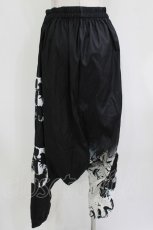 画像3: NieR Clothing / プリント切替サルエルパンツ F 黒 H-26-08-05-1008-PU-PA-AK-ZH (3)
