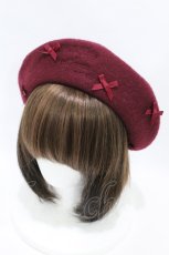 画像1: m petit by misako / ハローキティ/バスクリボンベレー  ワイン H-26-08-06-059-LO-AC-NS-ZH (1)