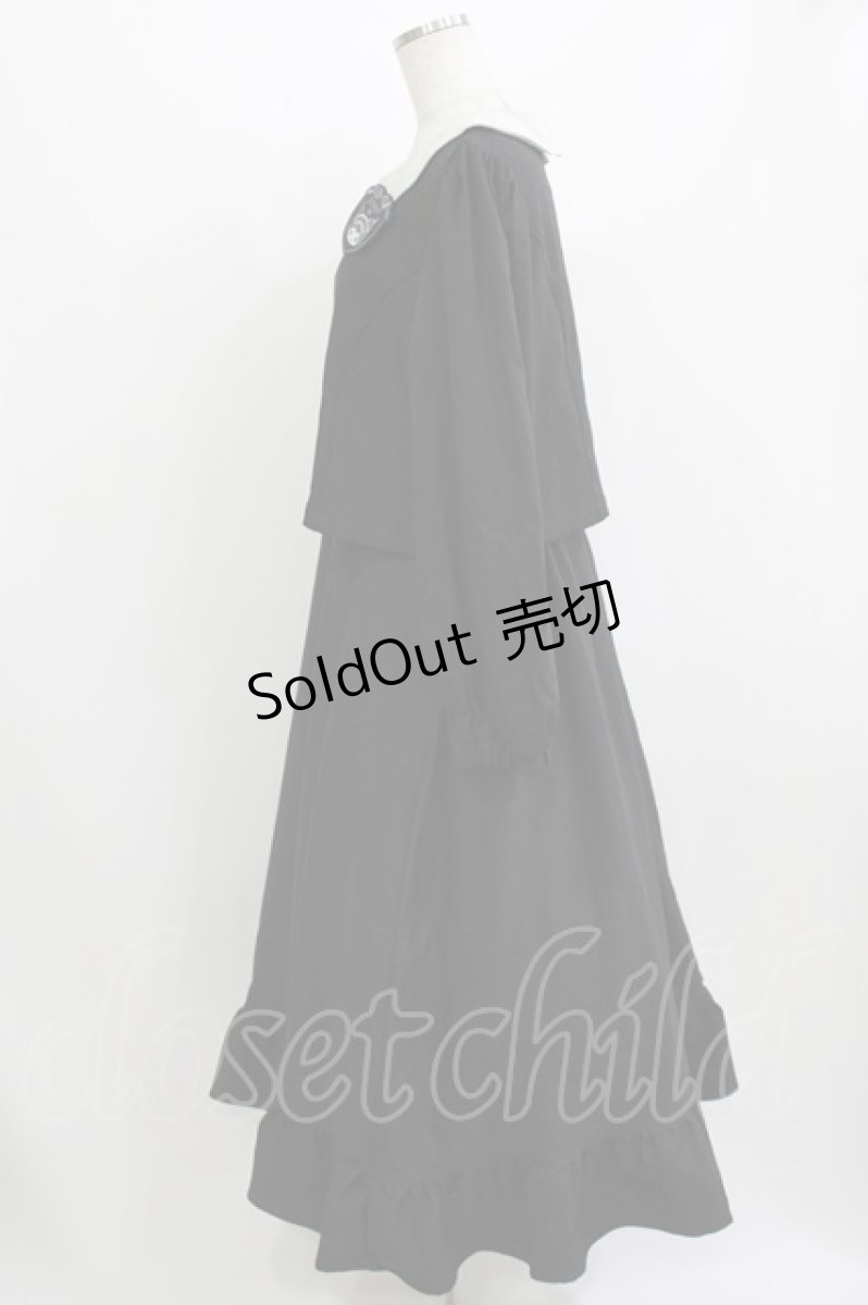 画像2: m petit by misako / サンリオキャラクターズコラボ クロミワッペン付きワンピース LL ブラック H-26-08-10-017-LO-OP-NS-ZH (2)