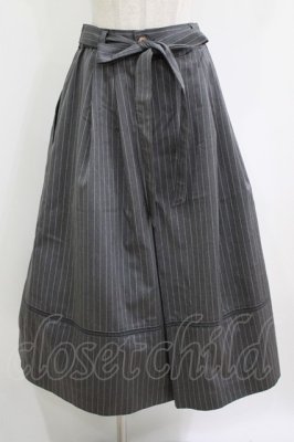 Preview of British stripe tea house skirt  gray-stripe