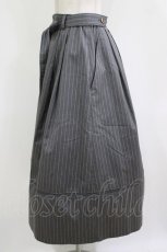 画像2: Jane Marple / British stripe tea house skirt  gray-stripe H-26-08-13-014-JM-SK-KB-ZH (2)