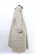画像2: merry jenny / bear刺繍チェックワンピース F ベージュ H-26-08-14-1005-LO-OP-AK-ZH (2)