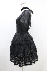 画像2: AVENCHUMU / Frill choker sheer tiered illustration onepiece FREE 黒 H-26-08-14-1007-LO-OP-AK-ZH (2)
