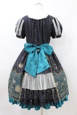 画像2: ALICE and the PIRATES / 永遠に夢見る星影パレード柄ワンピース Free ブラック H-26-08-20-1017-PA-OP-NS-ZH (2)