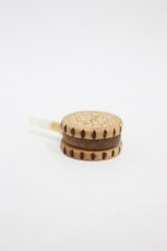 画像2: Q-pot. / Sweet Jack Charm - Round Milk Biscuit  ブラウン H-26-08-20-014-QP-ZA-AK-ZH (2)