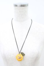 画像2: Q-pot. / Jack-o'-lantern Macaron Necklace  オレンジ H-26-08-20-024-QP-AC-AK-ZH (2)