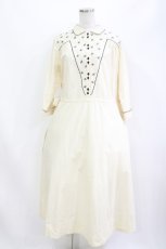 画像1: Jane Marple Dans Le Salon / Clover embroidery dress  バニラ H-26-08-22-014-JM-OP-KB-ZH (1)