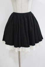 画像1: Katie / 裾レーススカート FREE BLACK H-26-08-23-1008-LO-SK-AK-ZH (1)