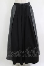画像1: Qutie Frash / レイヤード風プリーツロングスカート  黒×グレー H-26-08-27-1007-QU-SK-KB-ZH (1)