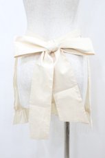 画像2: axes femme kawaii / 苺刺繍ハーフエプロン M 生成り H-26-08-30-1050-AX-SK-NS-ZH (2)