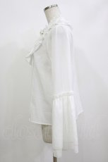画像2: Amavel / アンティークバックルフレアスリーブブラウス Free 白 H-26-08-30-071-CA-BL-NS-ZH (2)