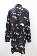 画像2: NieR Clothing / 総柄長袖シャツ  黒×紫 H-26-09-04-051-PU-BL-KB-ZH (2)
