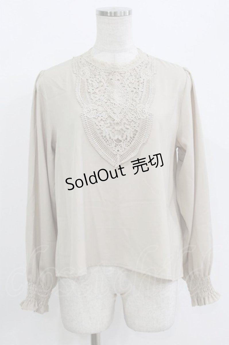 画像1: an another angelus / ステンドグラス風レースヨークブラウス Free BEIGE H-26-09-05-043-CA-BL-NS-ZH (1)