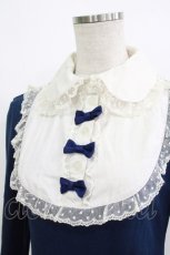 画像4: Angelic Pretty / 3つ子リボンのラウンド切替カットソー Free ネイビー H-26-09-05-050-AP-TO-NS-ZH (4)