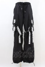 画像1: REFLEM / ロゴベルトフレアカーゴパンツ FREE 黒 H-26-09-06-004-PU-PA-AK-ZH (1)