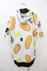 画像2: NieR Clothing / 総柄ZIP半袖パーカー  白 H-26-09-06-065-PU-TO-KB-ZH (2)