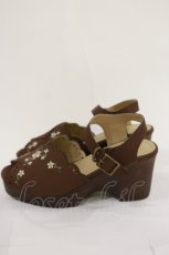 画像2: Fi.n.t / 小花刺繍ウッドライクソールサンダル S BROWN H-26-09-10-1028-CA-SH-NS-ZH (2)