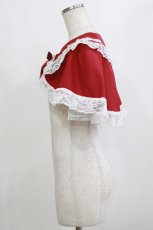 画像2: metamorphose / 【プラスサイズ】無地ラッセルレースつき丸襟ケープ プラスサイズ レッド H-26-09-10-1034-ME-TO-NS-ZH (2)