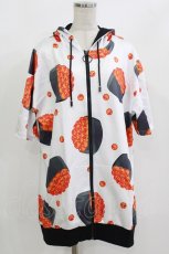 画像1: NieR Clothing / 総柄ZIP半袖パーカー F 白 H-26-09-12-060-PU-TO-AK-ZH (1)