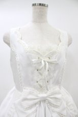 画像4: Angelic Pretty / スカラップレースドールジャンパースカート F 白 H-26-09-13-027-AP-OP-YZ-ZH (4)