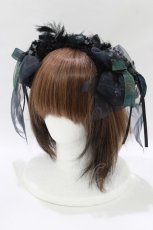 画像1: Atelier Beatrice / フェザーコサージュカチューシャ  ブラック H-26-09-16-1078-GO-AC-KB-ZH (1)