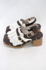 画像2: axes femme / ベルト使いレースフリルサボ M(23.5cm) ブラウン H-26-09-20-006-AX-SH-YZ-ZH (2)