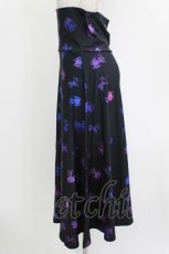 画像2: NieR Clothing / 総柄プリントスカート F 黒 H-26-09-21-034-PU-SK-AK-ZH (2)