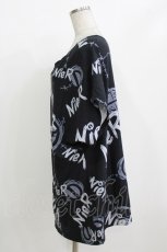 画像2: NieR Clothing / プリント半袖CUTSEW  黒 H-26-09-21-042-PU-TO-AK-ZH (2)