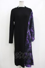 画像1: NieR Clothing / リブ切替総柄ワンピース  黒 H-26-09-21-026-PU-OP-AK-ZH (1)