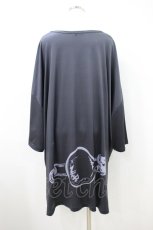 画像2: NieR Clothing / プリント半袖CUTSEW  黒 H-26-09-22-1047-PU-TO-AK-ZH (2)