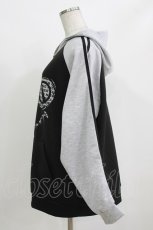 画像2: NieR Clothing / プリントプルパーカー F 黒×グレー H-26-09-23-029-PU-TO-AK-ZH (2)