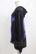 画像2: NieR Clothing / プリントZIPパーカー F 黒×青 H-26-09-23-021-PU-TO-AK-ZH (2)