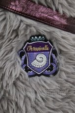 画像3: QOOZA / 「ディズニーツイステッドワンダーランド」ファーハット[OCTAVINELLE]  グレー H-26-09-24-022-PU-AC-KB-ZH (3)