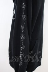 画像3: NieR Clothing / プリントプルパーカー  黒×シルバー H-26-09-27-057-PU-TO-KB-ZH (3)
