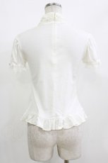 画像2: Angelic Pretty / 胸元切替半袖タートルカットソー Free 白 H-26-09-27-1063-AP-TO-NS-ZH (2)