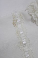 画像3: Angelic Pretty / 胸元切替半袖タートルカットソー Free 白 H-26-09-27-1063-AP-TO-NS-ZH (3)