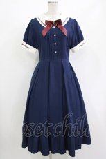 画像1: axes femme / リボンブローチ薔薇刺繍ワンピース M ネイビー H-26-09-27-1002-AX-OP-NS-ZH (1)