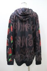 画像2: NieR Clothing / 総柄プルパーカー Free 黒×茶×苺 H-26-09-28-045-PU-TO-KB-ZH (2)