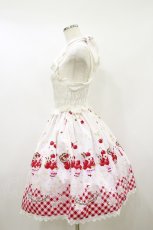 画像3: BABY,THE STARS SHINE BRIGHT / 初夏でショコラなイチゴパフェシャーリングジャンパースカート Free 白 H-26-09-28-1064-BA-OP-NS-ZH (3)