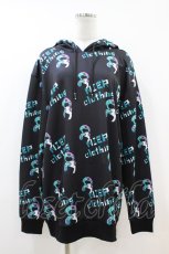画像1: NieR Clothing / 総柄プルパーカー Free 黒×ONEくん H-26-09-29-1070-PU-TO-KB-ZH (1)
