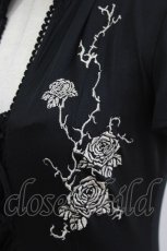 画像3: Ozz On / 薔薇刺繍編み上げトップス  黒 H-26-09-29-063-OO-TO-AK-ZH (3)