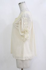 画像2: axes femme / カットドビードットスリットスリーブトップス M 生成り H-26-10-05-1052-AX-TO-NS-ZH (2)