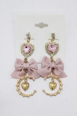 Preview of ムーンチャーム付きハートビジュピアス  ピンク
