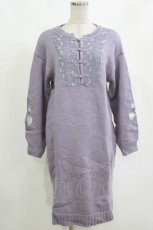 画像1: axes femme / 袖刺繍チャイナ釦ニットワンピース M パープル H-26-10-09-033-AX-OP-NS-ZH (1)