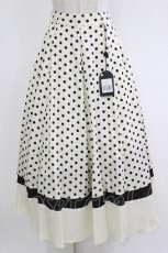 画像1: Tnewties / 《小鳥が洗濯物干しを手伝ってくれます》スカート S Ivory H-26-10-11-027-LO-SK-NS-ZH (1)