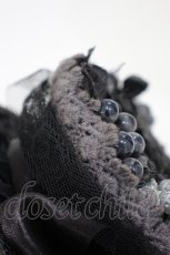 画像4: Atelier Beatrice / コサージュミニハット付きカチューシャ  黒 H-26-10-11-1012-GO-AC-AK-ZH (4)
