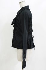 画像2: ATELIER PIERROT / ジャボ付きフリルブラウス  黒 H-26-10-11-064-EL-BL-AK-ZH (2)